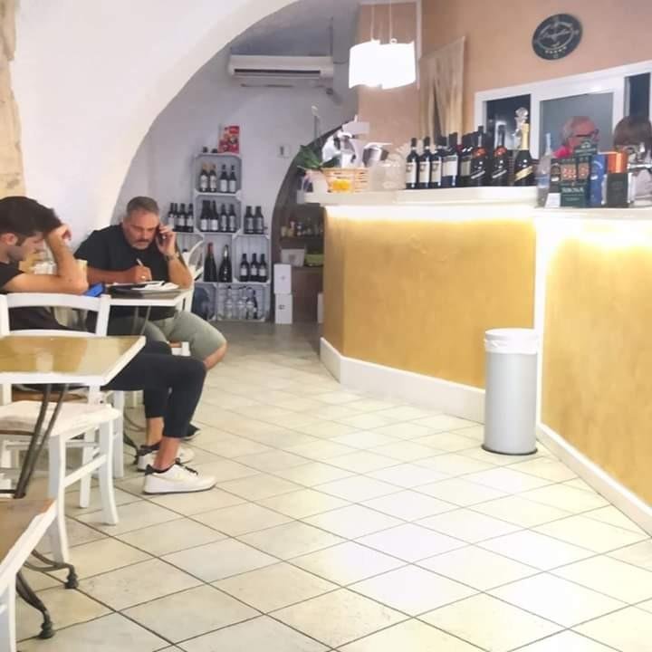 Bar in vendita – €. 90.000,00 – rif. VI180