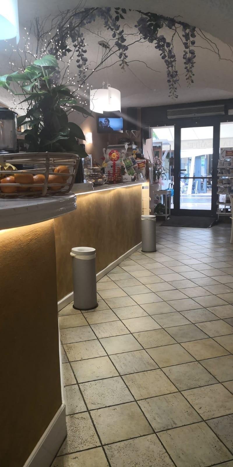 Bar in vendita – €. 90.000,00 – rif. VI180