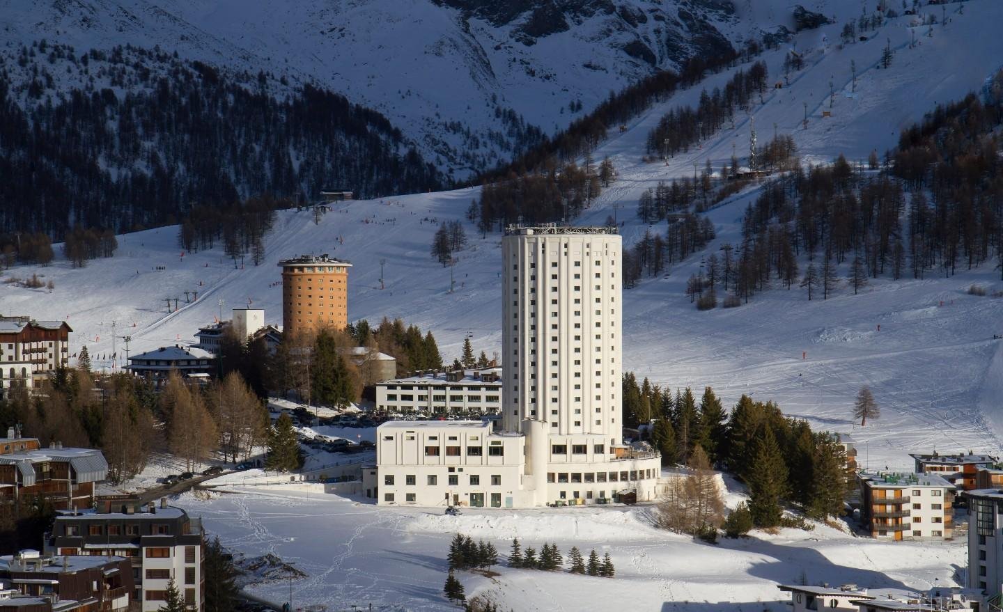 Albergo/hotel in vendita – €. 19.636.155,00 – rif. 4580730