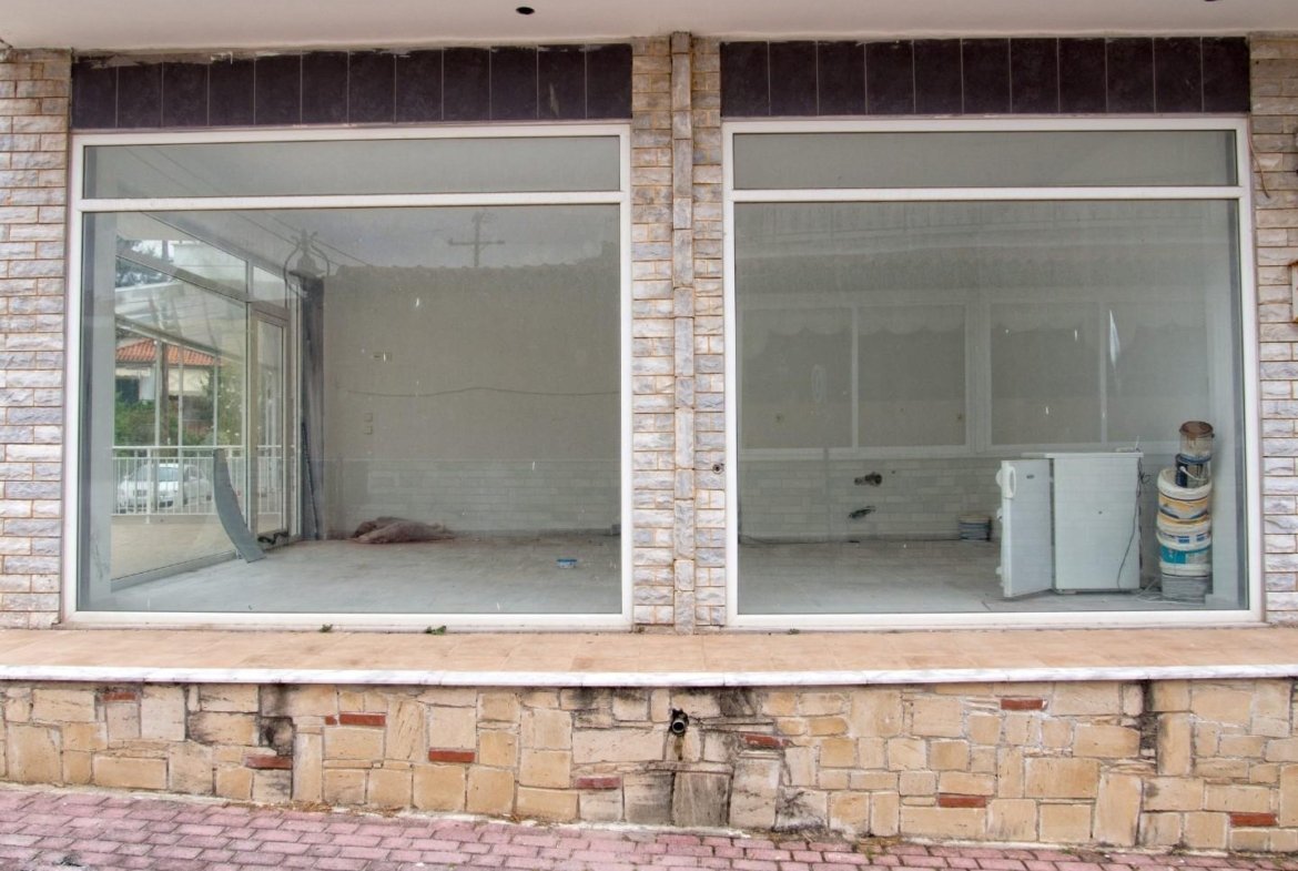 Negozio in vendita – €. 45.975,00 – rif. 4570395