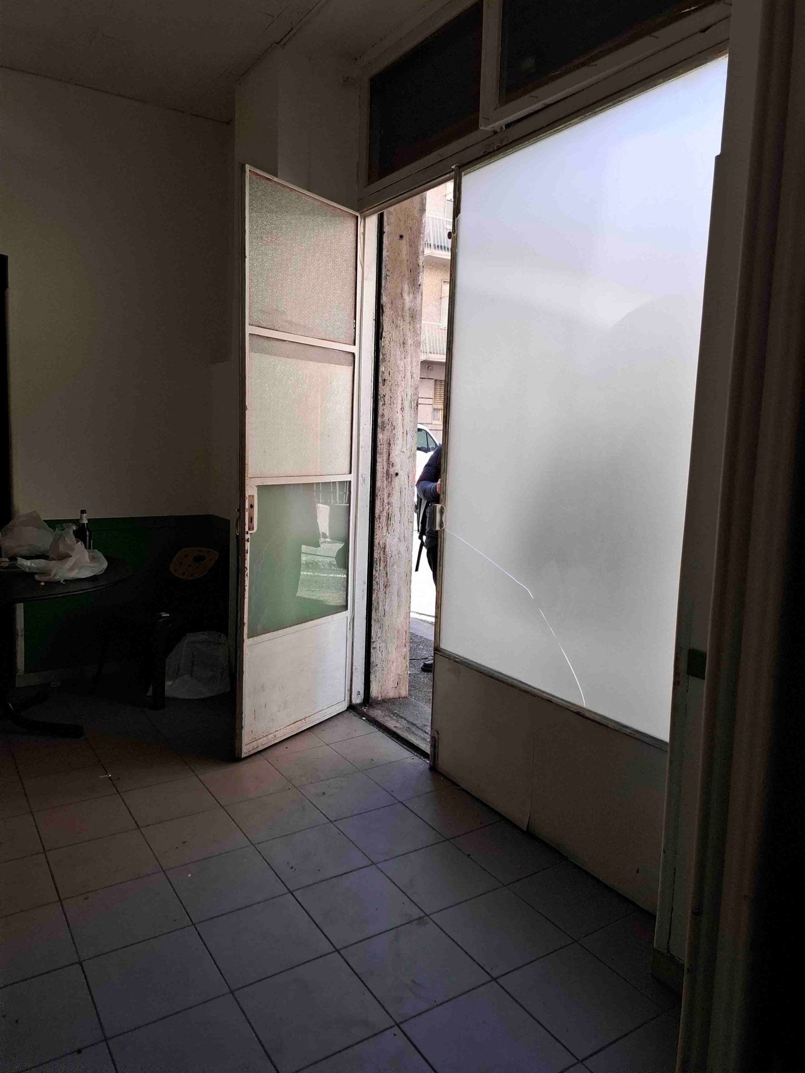 1418050_lsaau Negozio in vendita – €. 48.000,00 – rif. 4559656