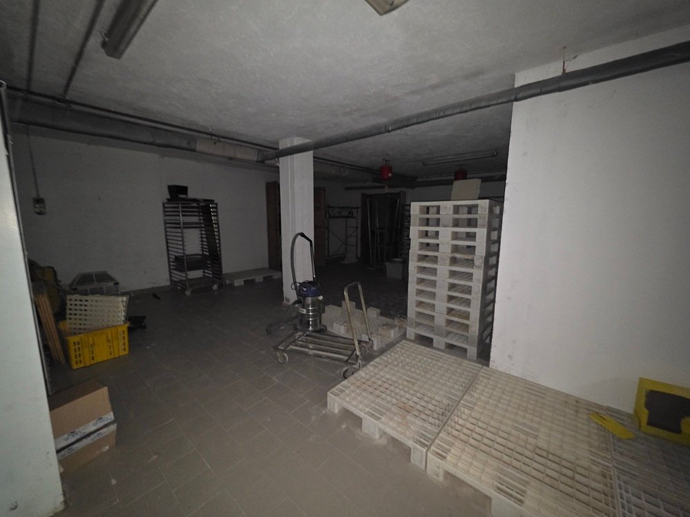 Negozio in vendita – €. 156.750,00 – rif. 4575994