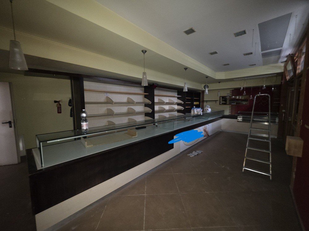 Negozio in vendita – €. 156.750,00 – rif. 4575994