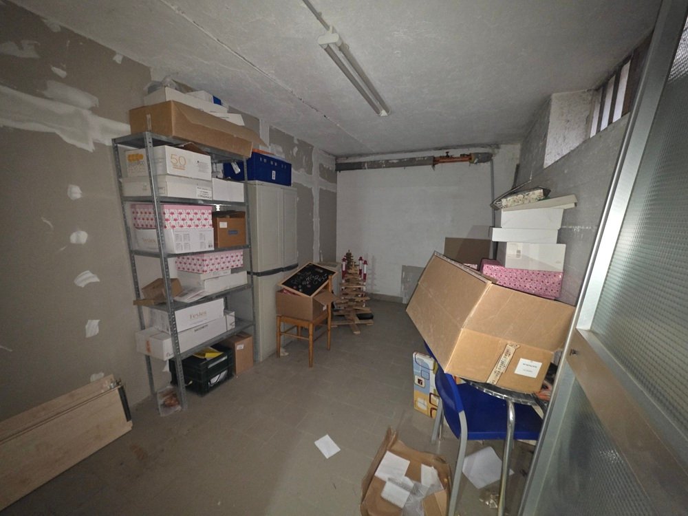 Negozio in vendita – €. 156.750,00 – rif. 4575994