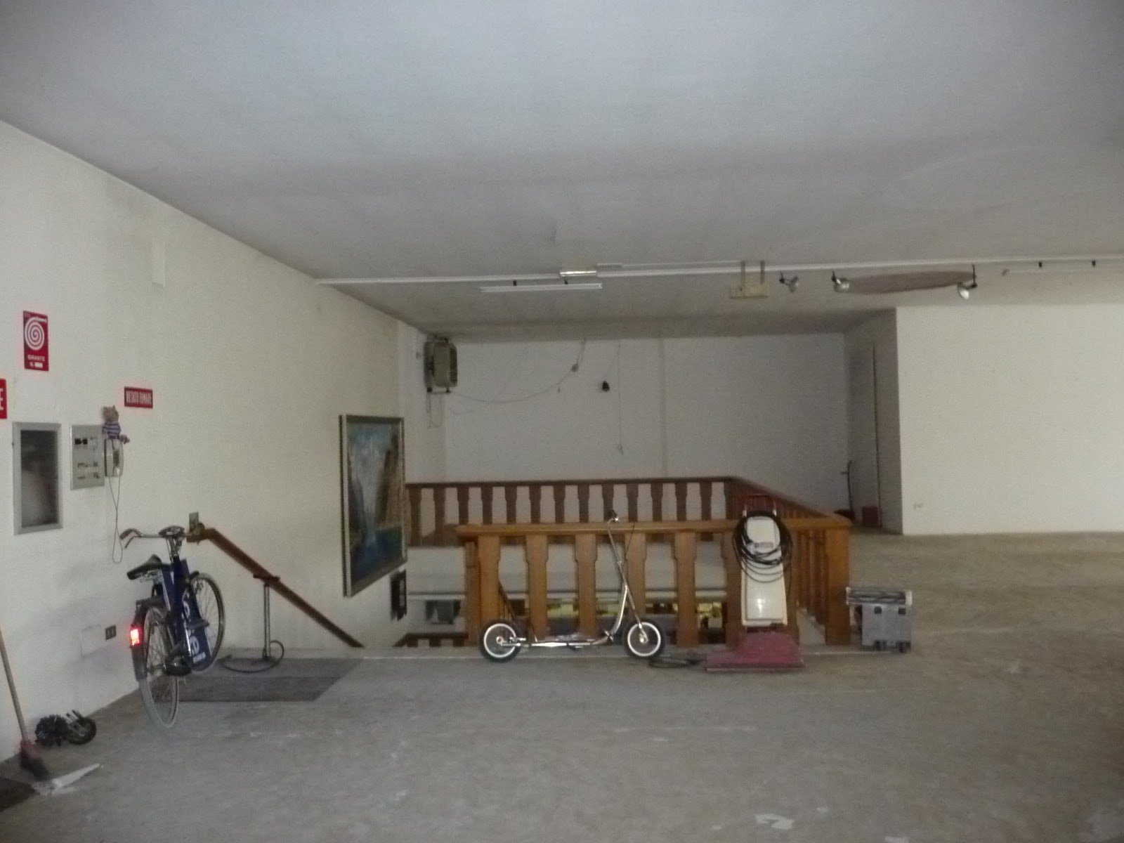 1423848_d8jl3 Struttura per uso commerciale in vendita – €. 900.000,00 – rif. 4602908