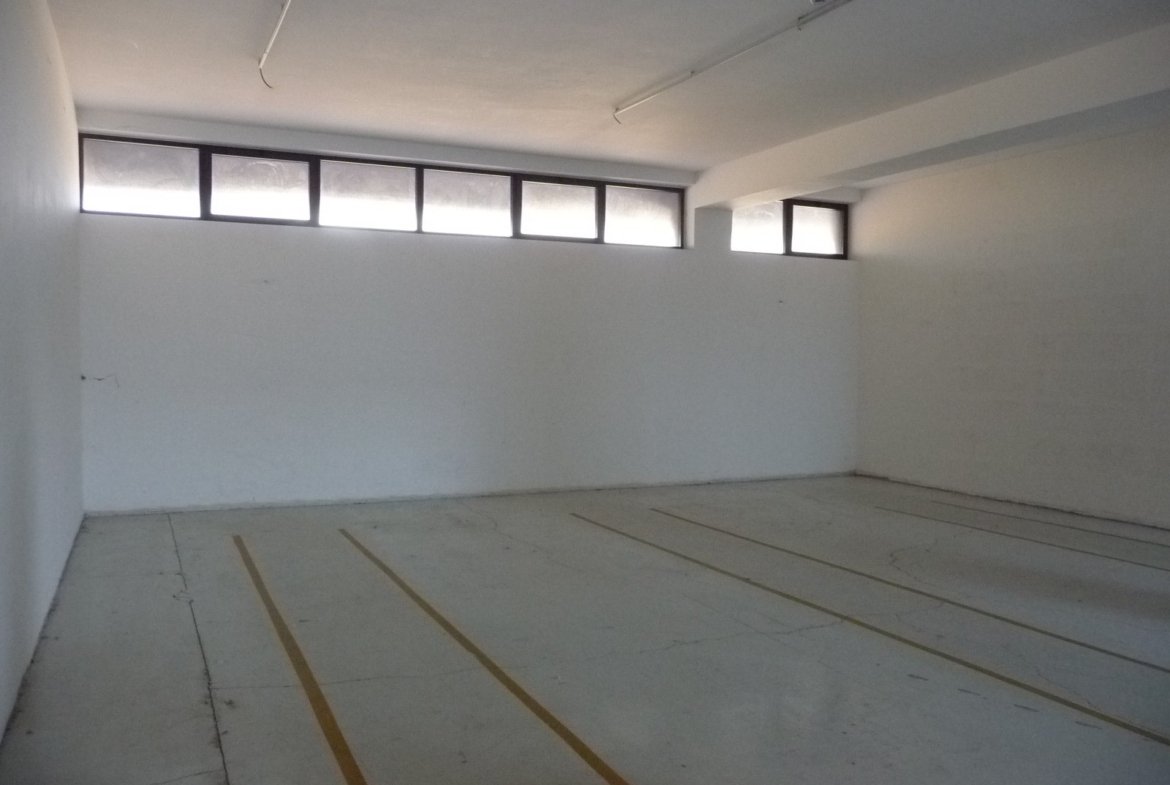 Struttura per uso commerciale in vendita – €. 800.000,00 – rif. 4602950