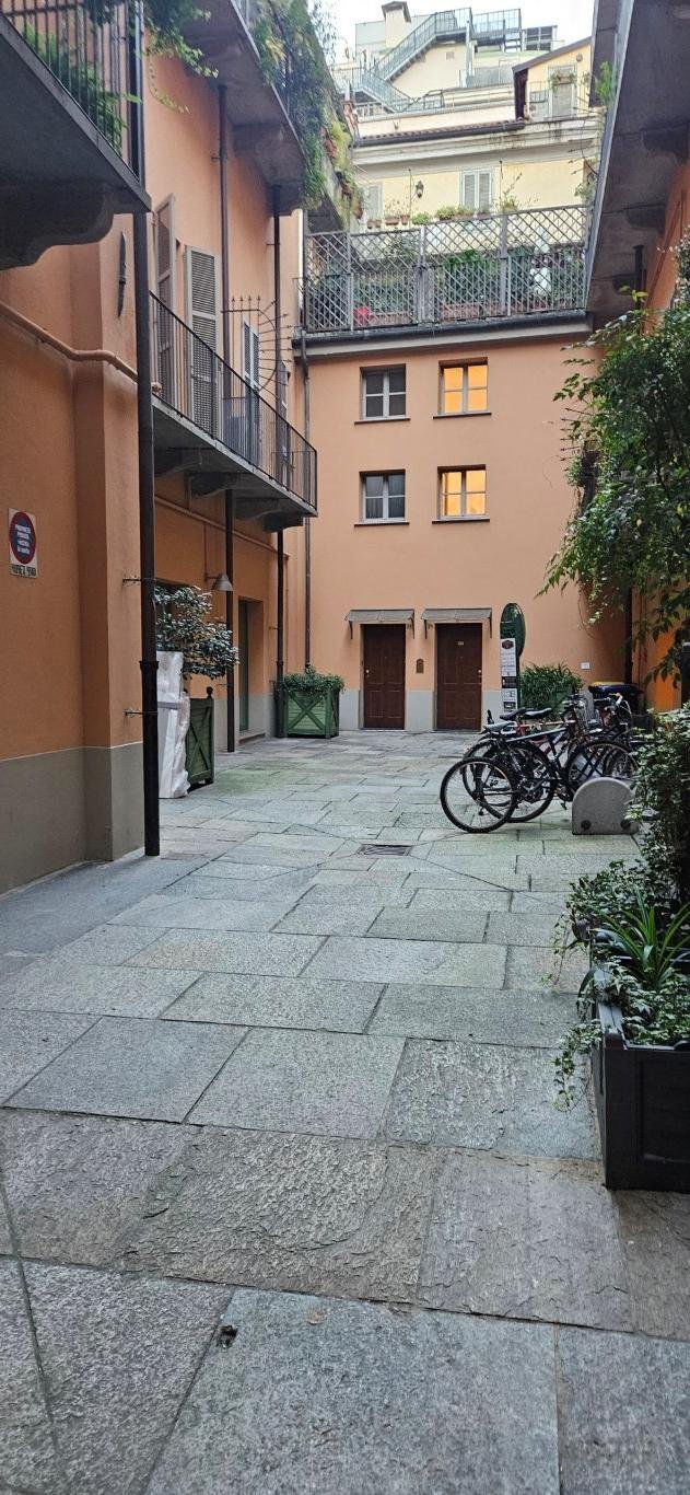 1426397_ummuby32i Negozio in vendita – €. 225.000,00 – rif. 4607773