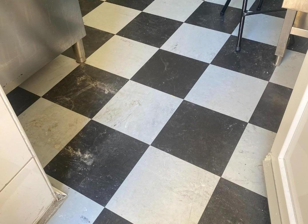 Pizza a taglio in vendita – €. 30.000,00 – rif. VI302