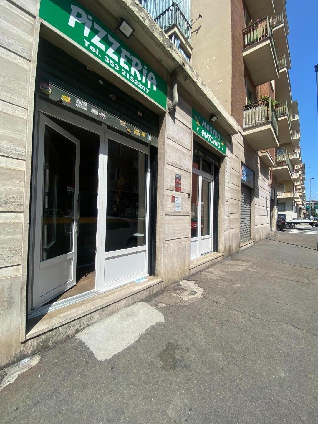 1427266_hclz31atz.jpg Pizza a taglio in vendita – €. 30.000,00 – rif. VI302