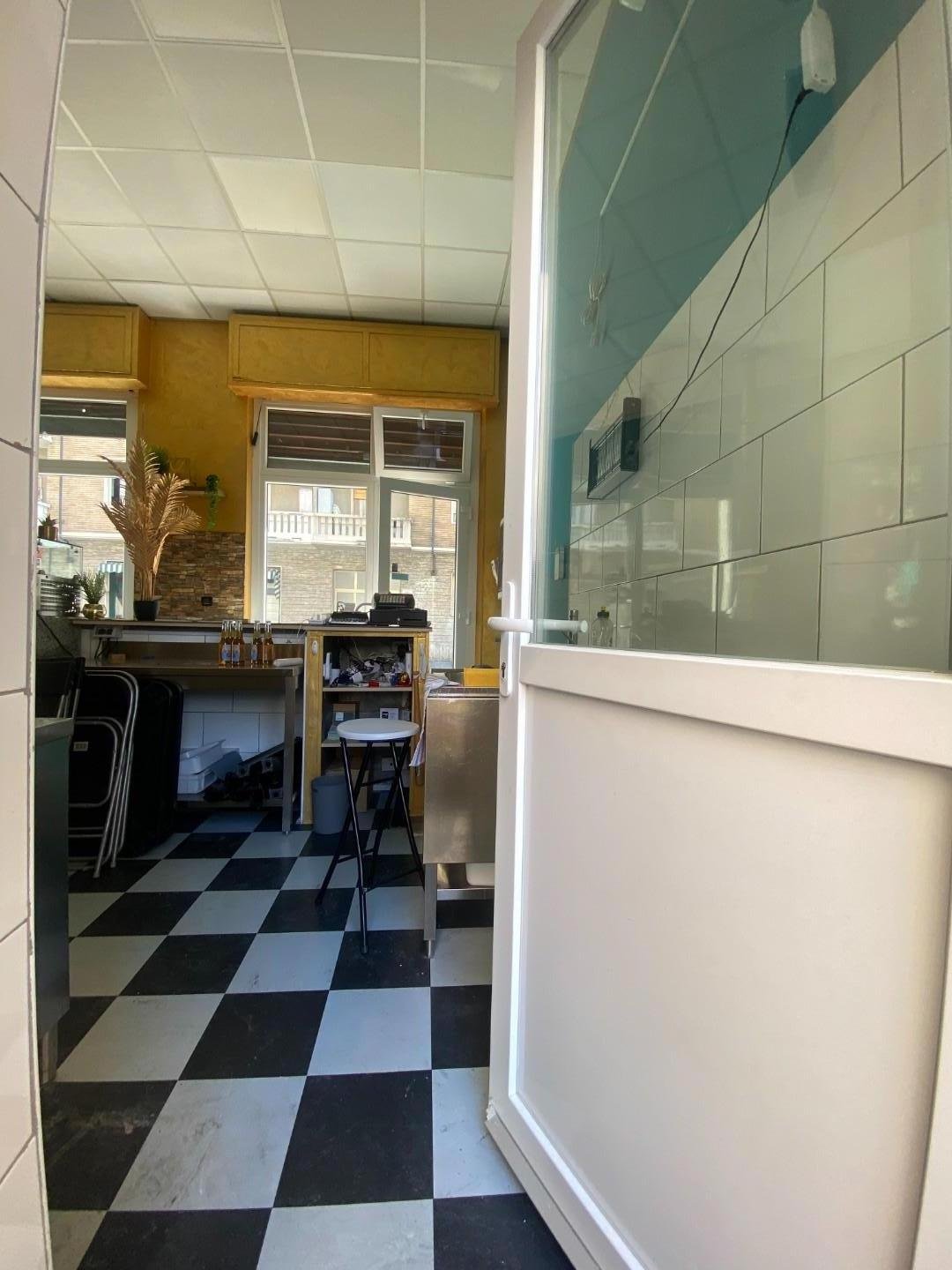 1427266_yoyi79v Pizza a taglio in vendita – €. 30.000,00 – rif. VI302