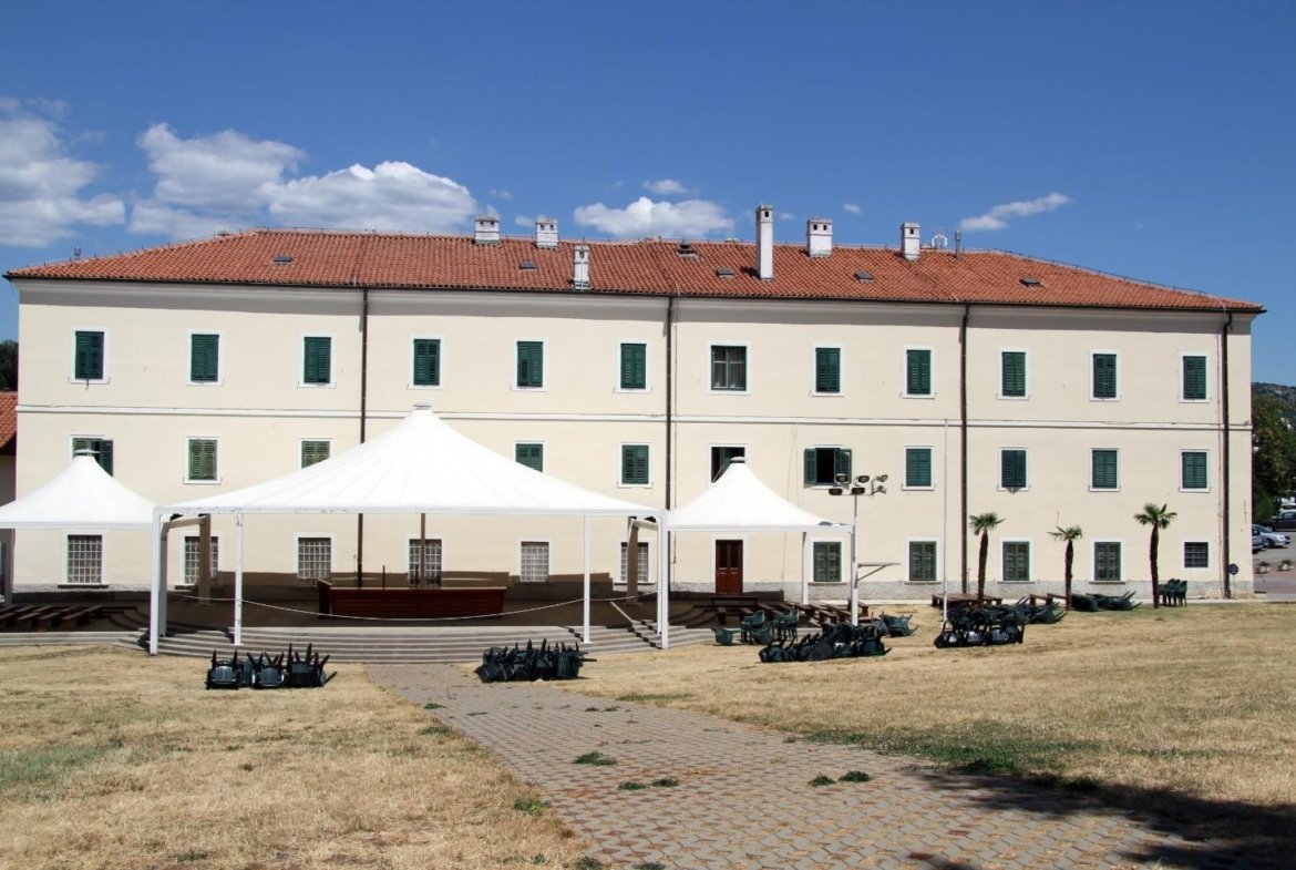 Stabile/palazzo in vendita – €. 472.500,00 – rif. 4613331