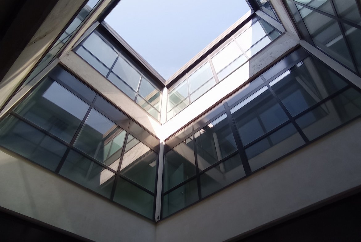 Struttura per uso commerciale in vendita – €. 1.950.000,00 – rif. 4608728