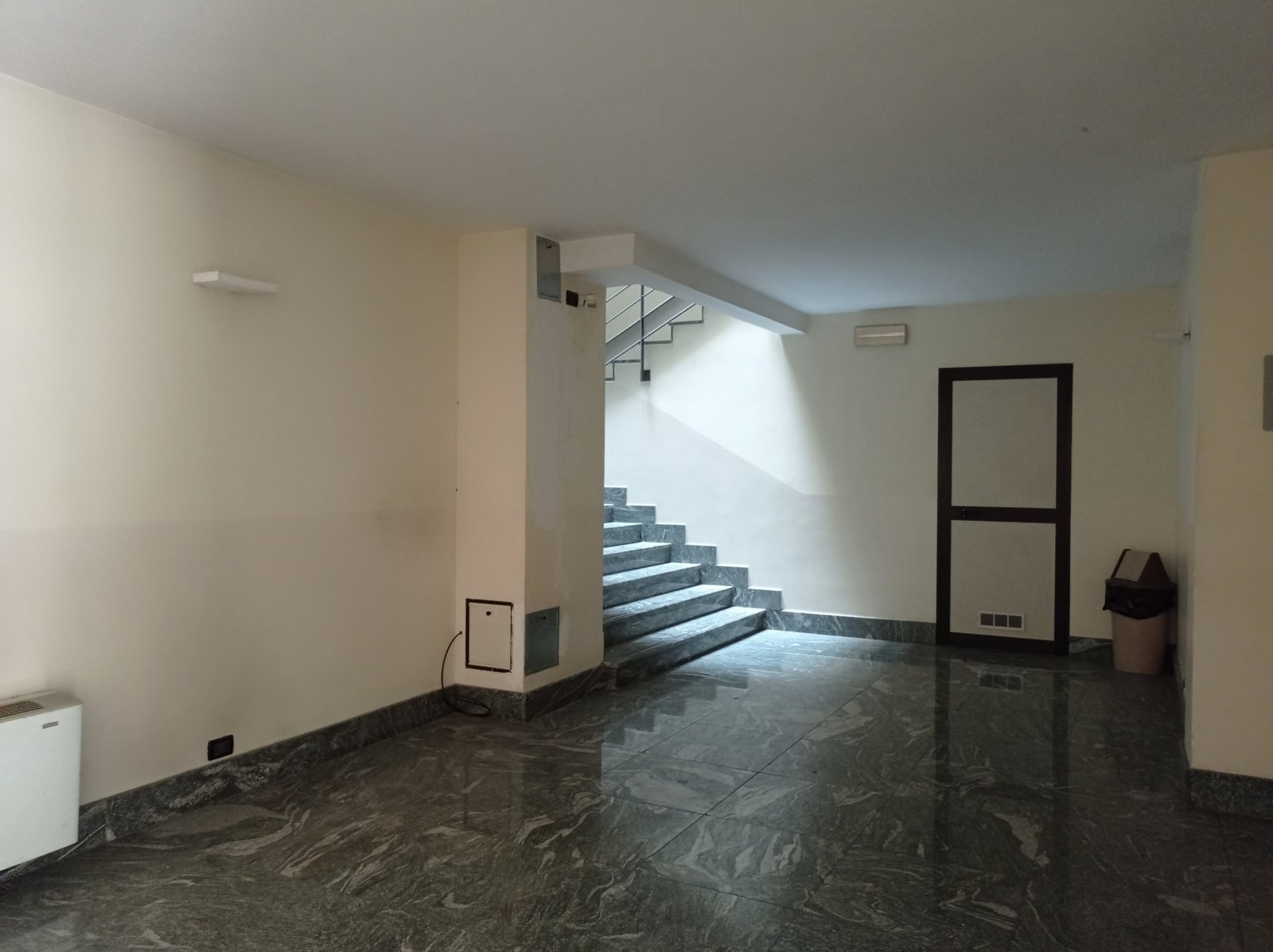 1429308_drsff Struttura per uso commerciale in vendita – €. 1.950.000,00 – rif. 4608728