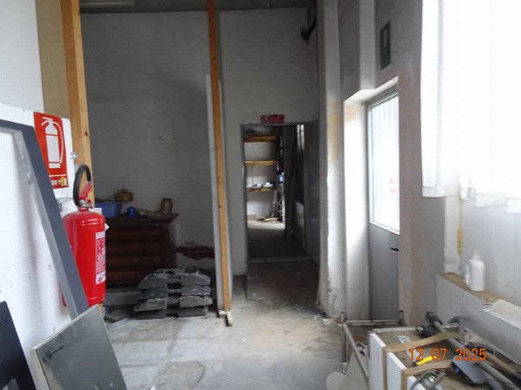 Struttura per uso commerciale in vendita – €. 125.000,00 – rif. 45030