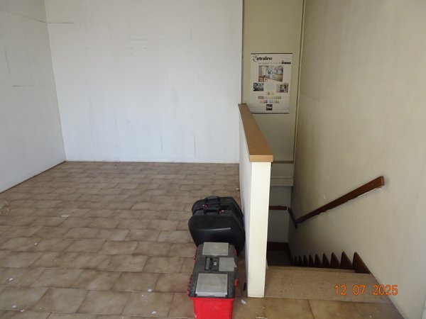 Struttura per uso commerciale in vendita – €. 125.000,00 – rif. 45030